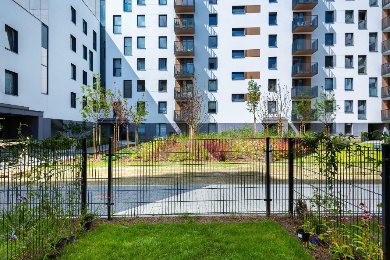 Fort Wola Apartments Warsaw By Noclegi Renters Zimmer foto