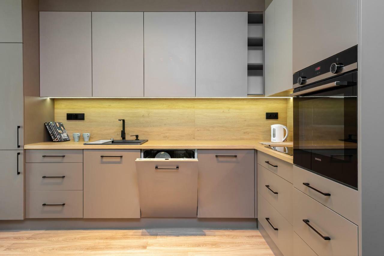 Fort Wola Apartments Warsaw By Noclegi Renters Zimmer foto
